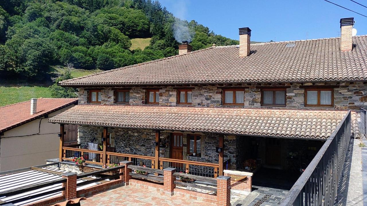 Appartement Casa Gayon à Pola de Allande Extérieur photo