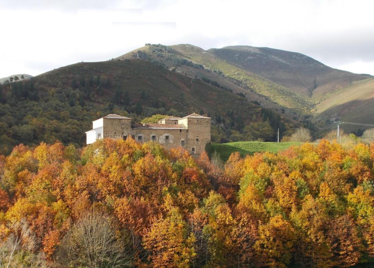 Appartement Casa Gayon à Pola de Allande Extérieur photo
